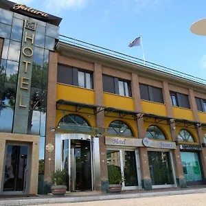 Futura Centro Congressi Hotel Naples
